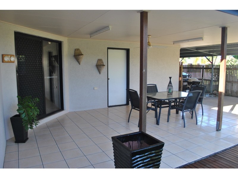 7 Peters Place, Bowen QLD 4805