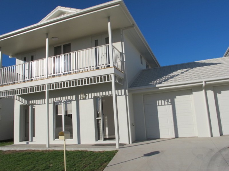 8 Pacific Drive, Bowen QLD 4805