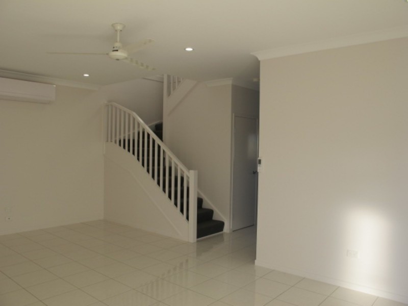 8 Pacific Drive, Bowen QLD 4805