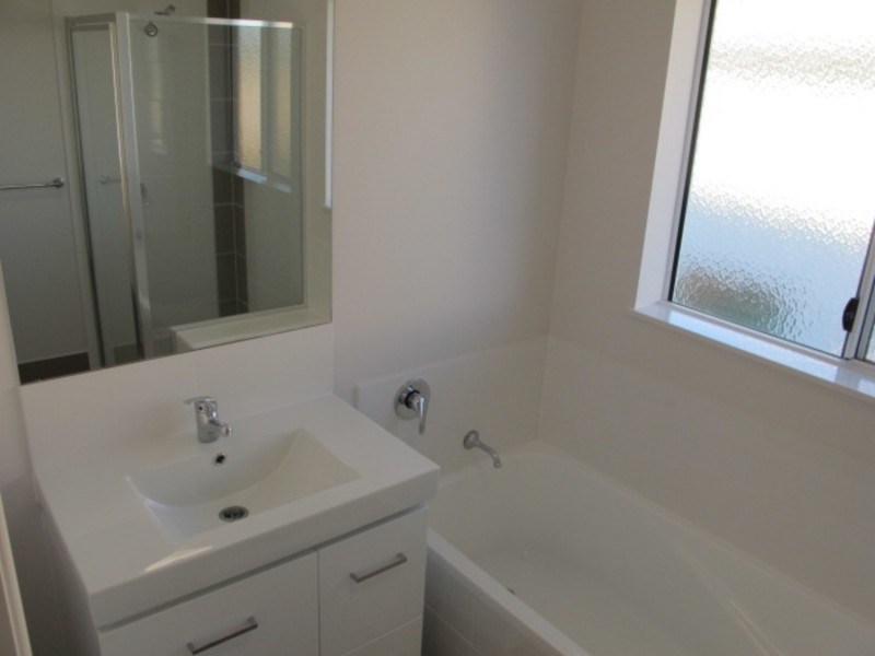 8 Pacific Drive, Bowen QLD 4805