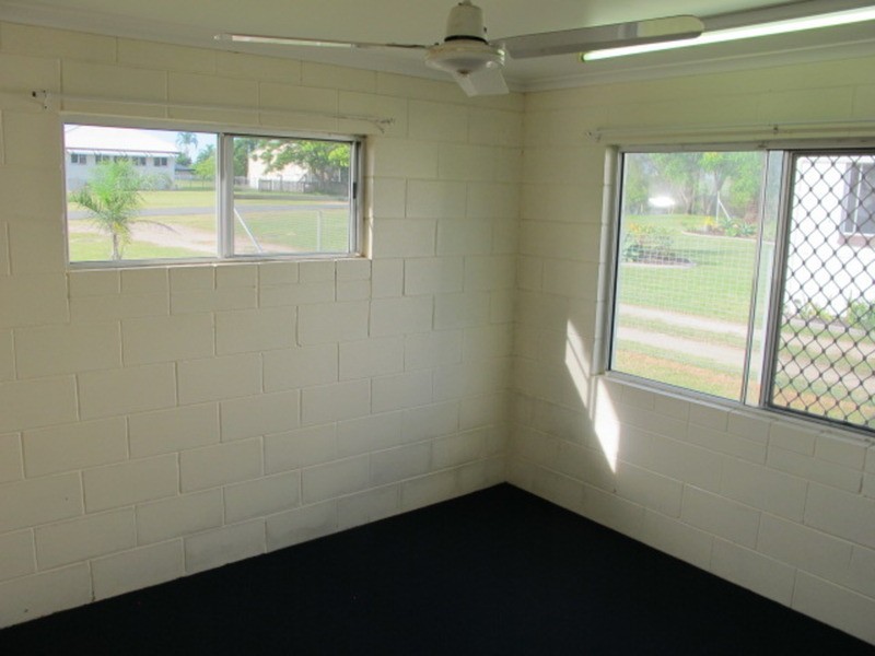 112 Powell Street, Bowen QLD 4805