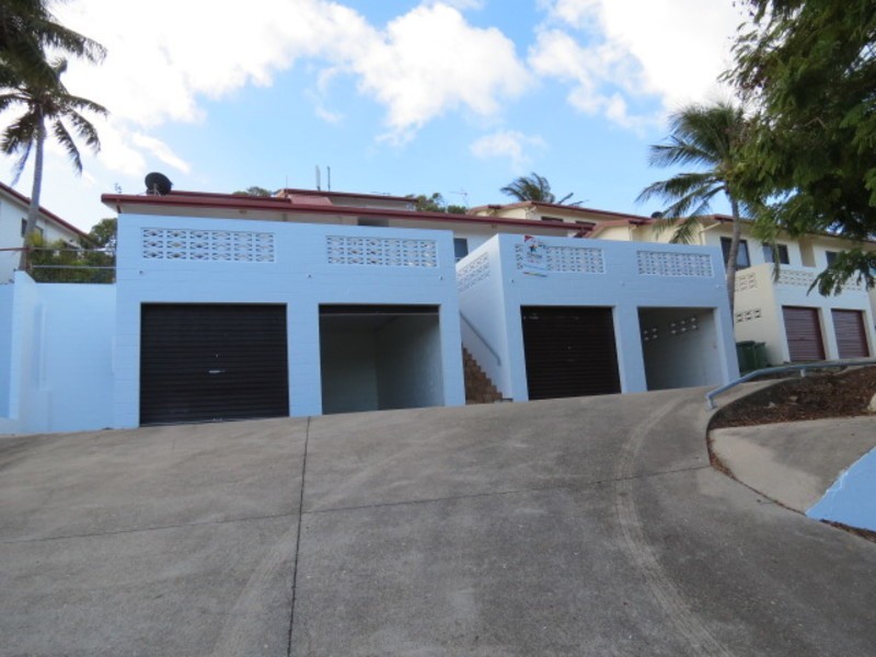 2/10 Poinciana Drive, Bowen QLD 4805