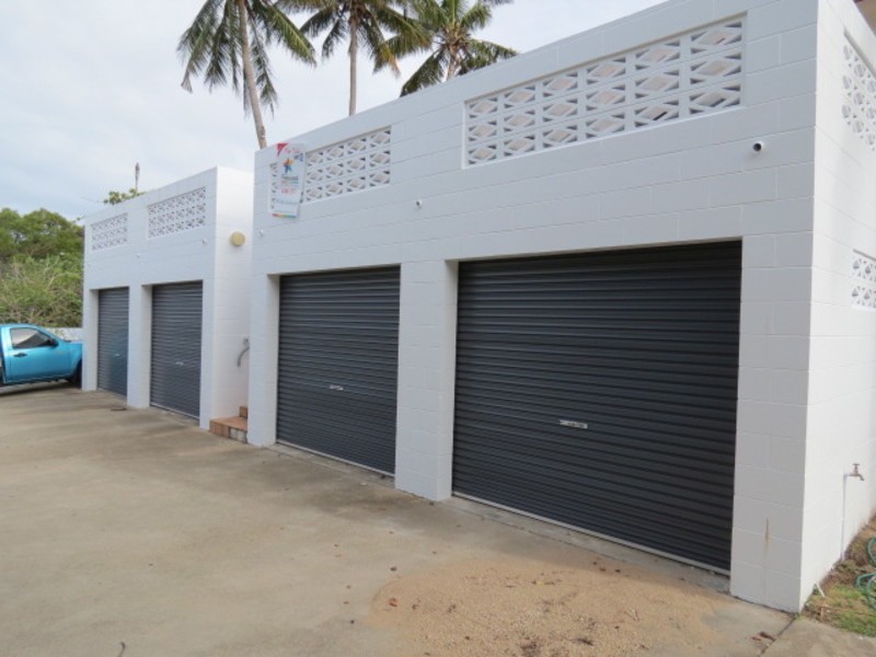 2/10 Poinciana Drive, Bowen QLD 4805