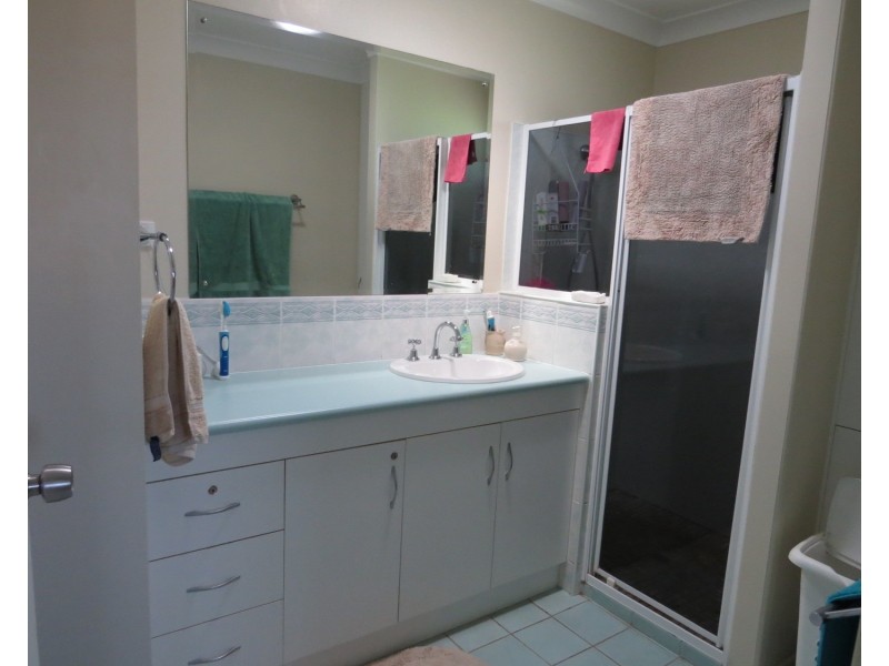 18911 Bruce Highway, Bowen QLD 4805