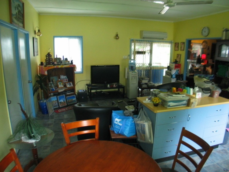 50 Holborne Street, Bowen QLD 4805