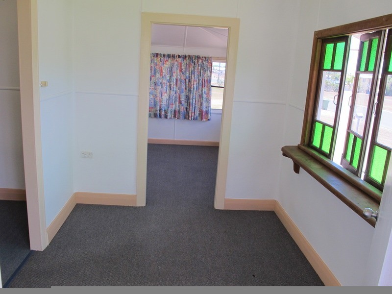 100 Dalrymple Street, Bowen QLD 4805