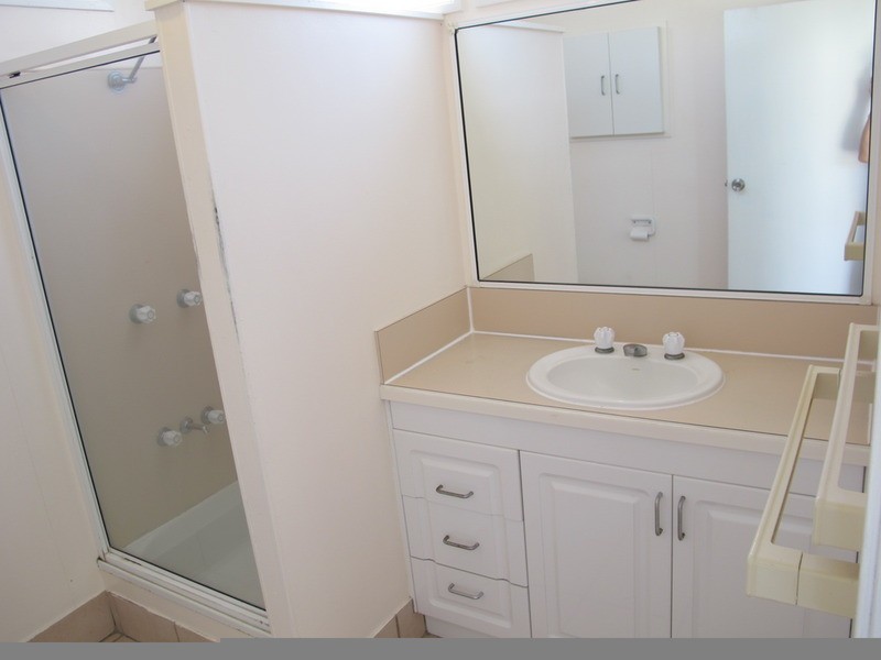 100 Dalrymple Street, Bowen QLD 4805