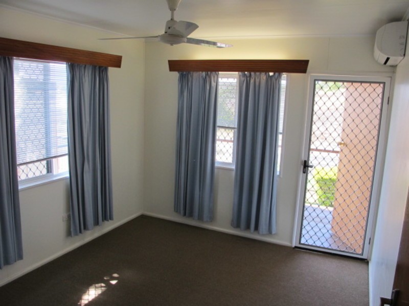 18 Daniel Street, Bowen QLD 4805