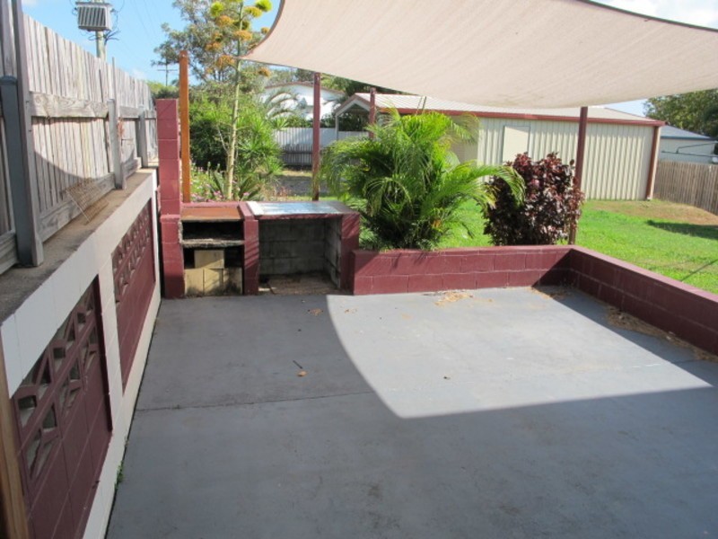 18 Daniel Street, Bowen QLD 4805