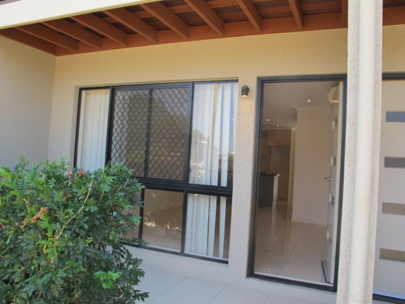 2/46 Gregory Street, Bowen QLD 4805