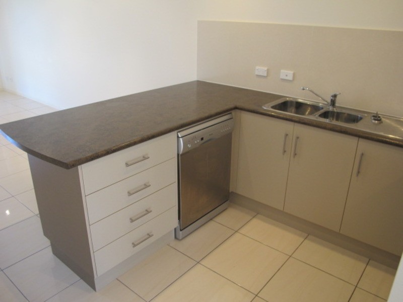 2/46 Gregory Street, Bowen QLD 4805