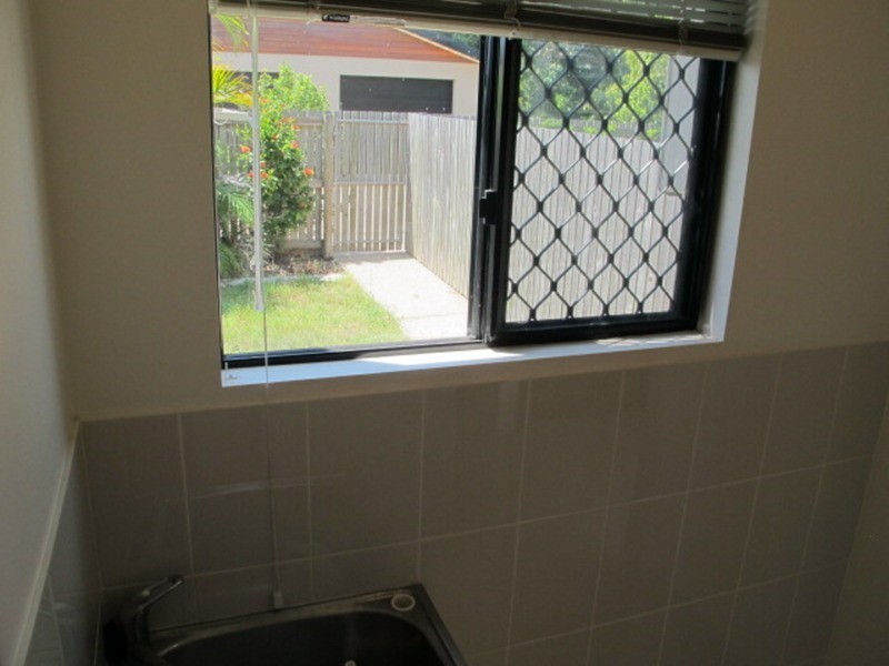 2/46 Gregory Street, Bowen QLD 4805