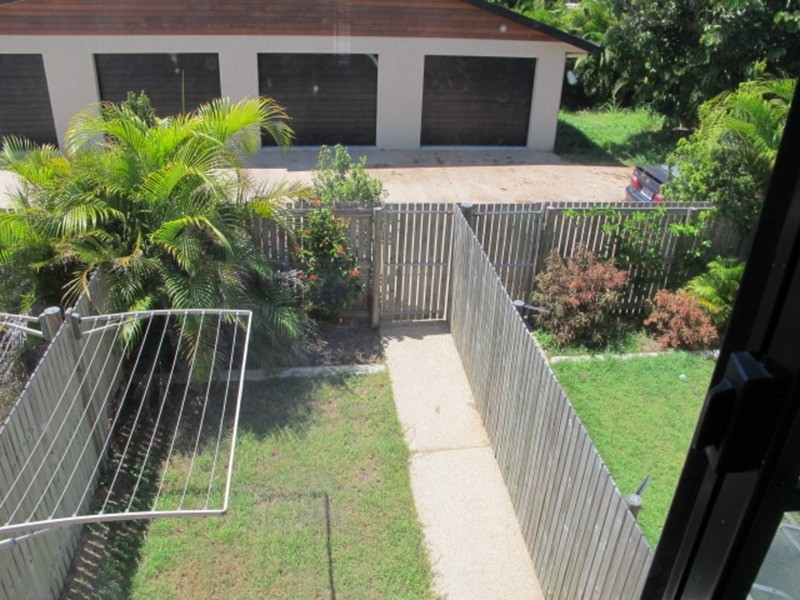 2/46 Gregory Street, Bowen QLD 4805