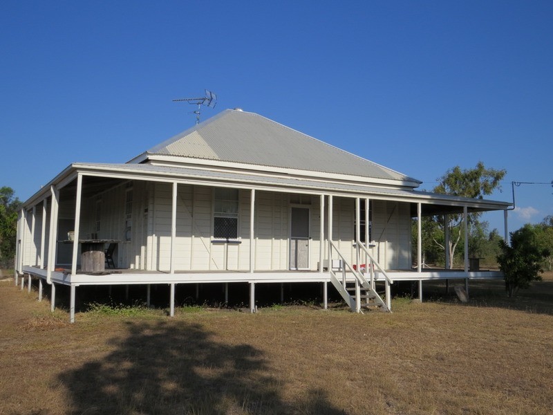 49 Arratta Road, Bowen QLD 4805