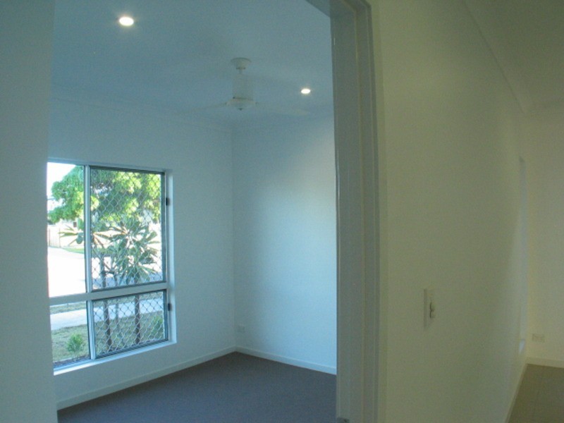 3/22 Tracey Street, Bowen QLD 4805