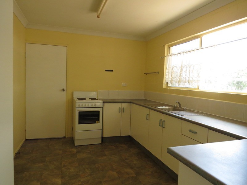 13 Oak Crescent, Bowen QLD 4805