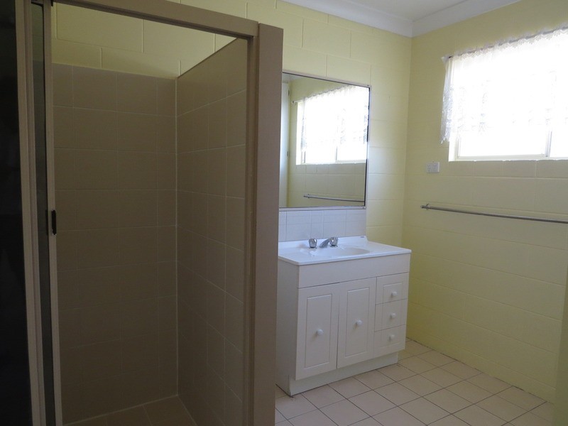 13 Oak Crescent, Bowen QLD 4805