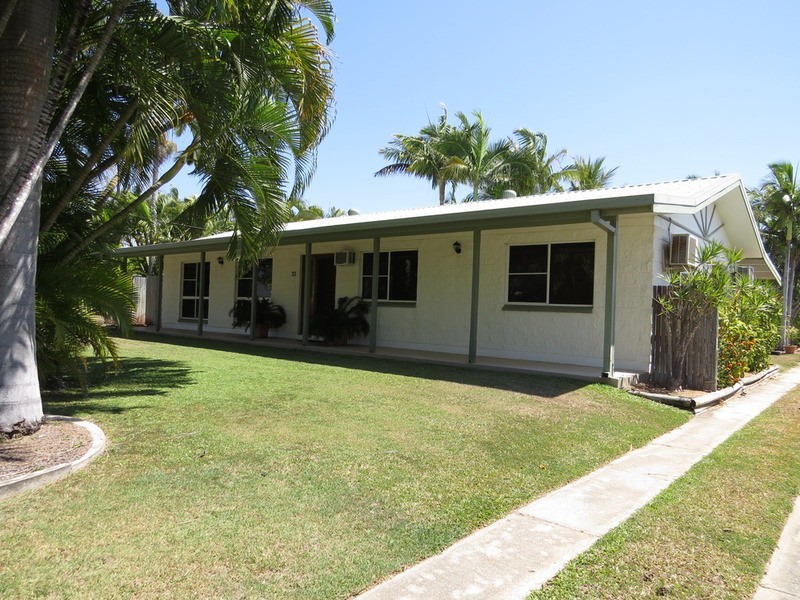 21 Brighton  Road, Bowen QLD 4805