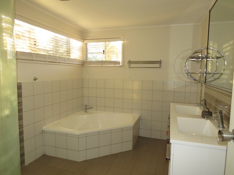 38 Whitsunday Street, Bowen QLD 4805