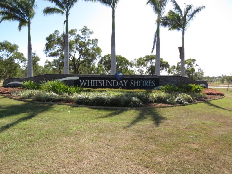 25 Harbour View Terrace, Bowen QLD 4805