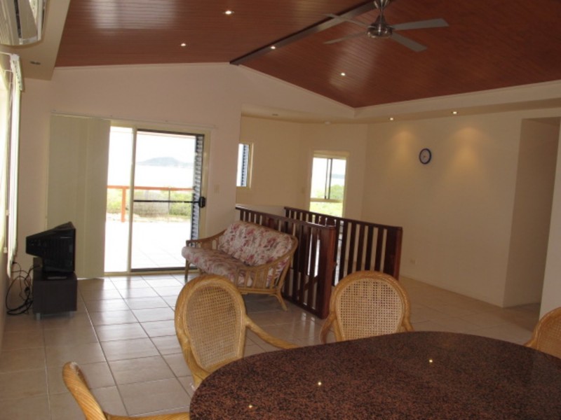 1/104 Dalrymple Street, Bowen QLD 4805