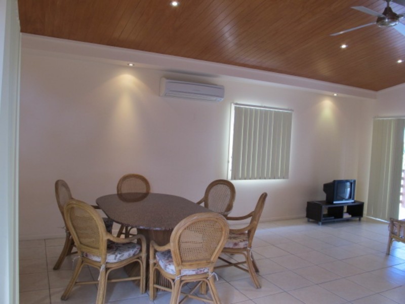 1/104 Dalrymple Street, Bowen QLD 4805