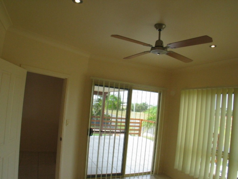 1/104 Dalrymple Street, Bowen QLD 4805
