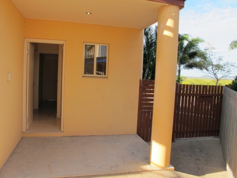1/104 Dalrymple Street, Bowen QLD 4805