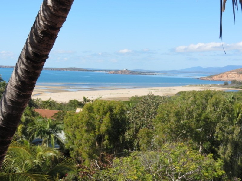 3/10 Poinciana Drive, Bowen QLD 4805