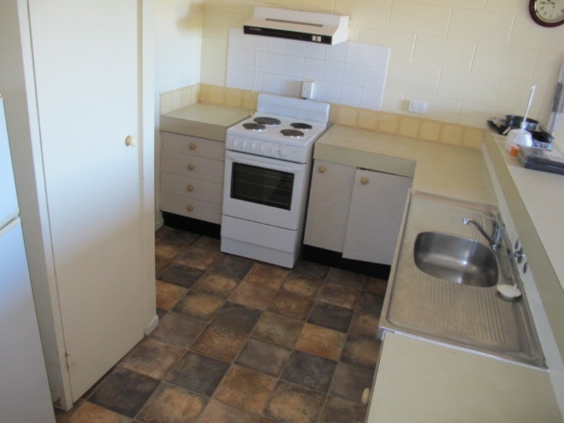 3/10 Poinciana Drive, Bowen QLD 4805