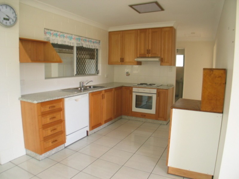 22 Eglinton Street, Bowen QLD 4805