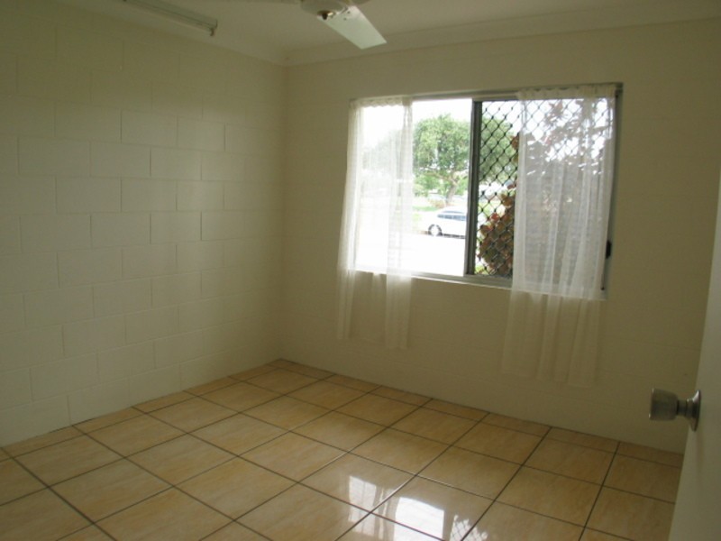 22 Eglinton Street, Bowen QLD 4805