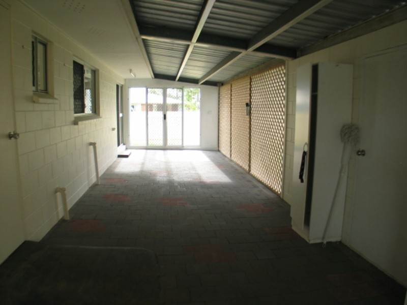 22 Eglinton Street, Bowen QLD 4805