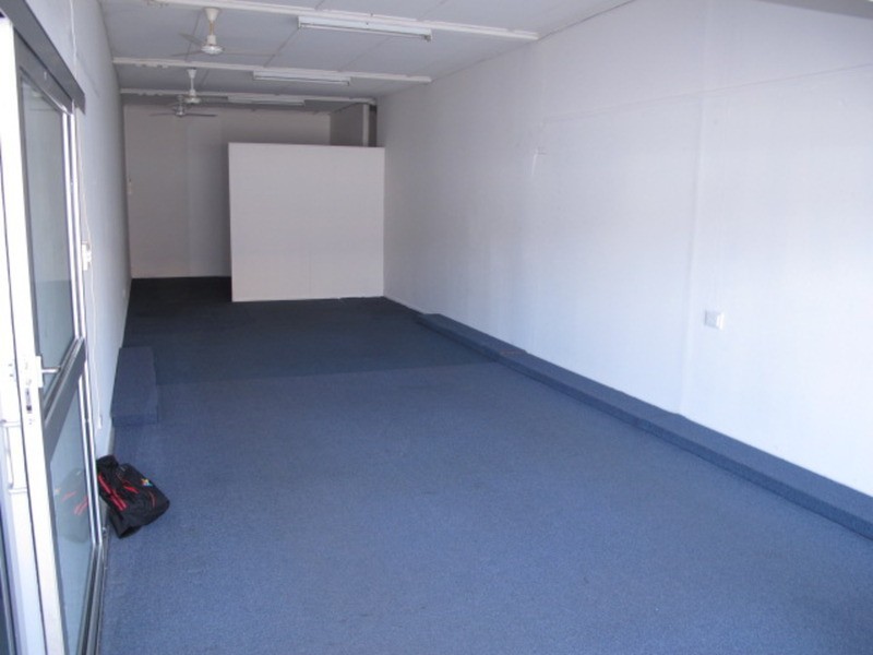 2/39 Powell Street, Bowen QLD 4805