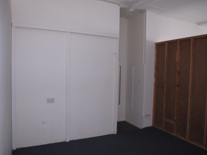 2/39 Powell Street, Bowen QLD 4805