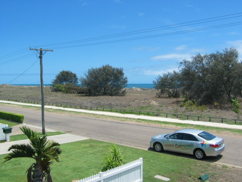 97 Esplanade, Bowen QLD 4805