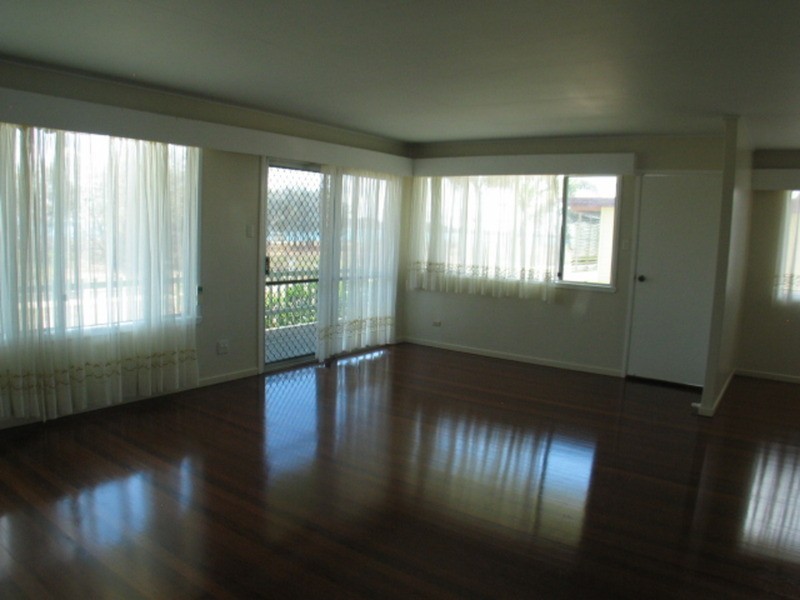 97 Esplanade, Bowen QLD 4805