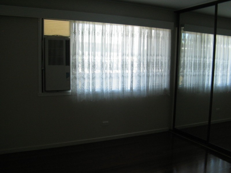 97 Esplanade, Bowen QLD 4805