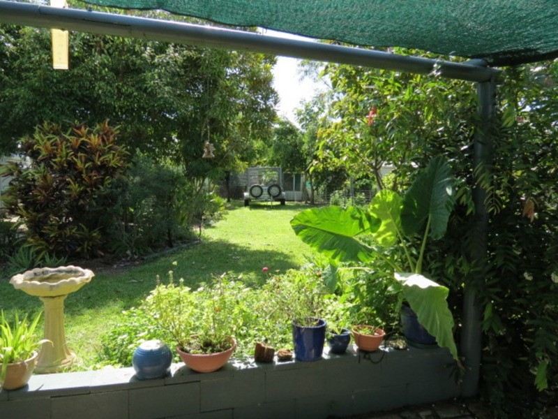 20 Gilbert Street, Bowen QLD 4805