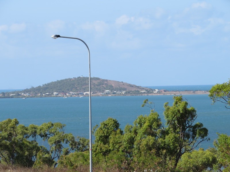 11 Grandview Terrace, Bowen QLD 4805