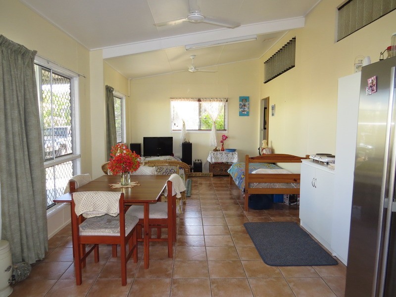 42 Pitcain Avenue, Bowen QLD 4805