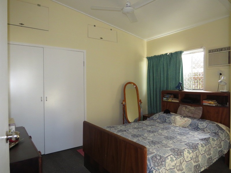 42 Pitcain Avenue, Bowen QLD 4805