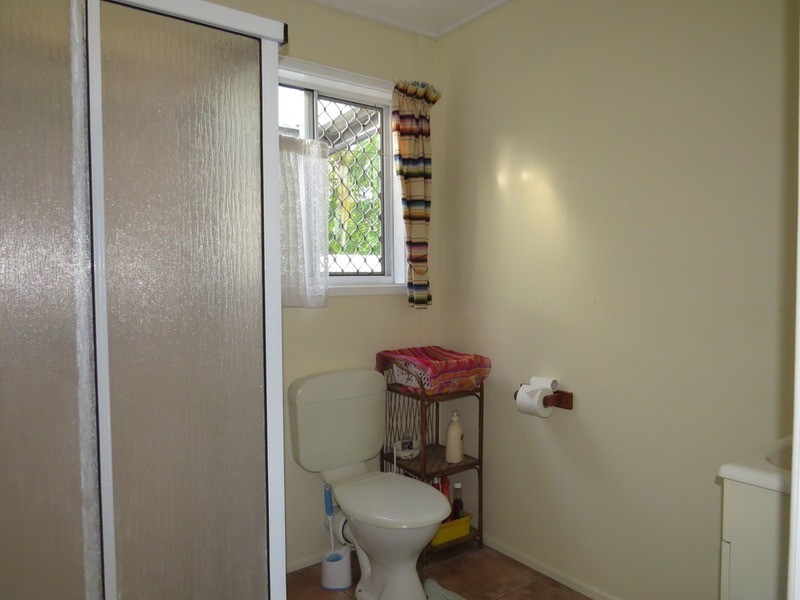 42 Pitcain Avenue, Bowen QLD 4805