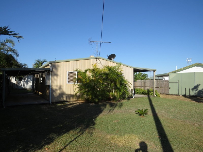 42 Pitcain Avenue, Bowen QLD 4805