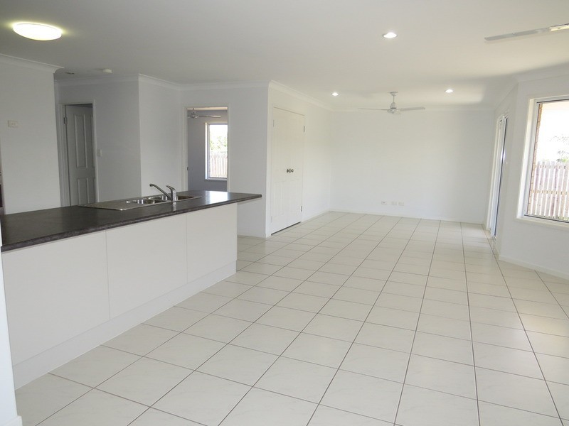 16 Lexington Court, Bowen QLD 4805