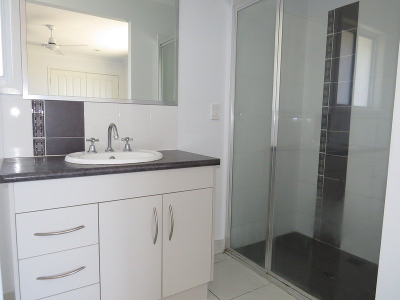 16 Lexington Court, Bowen QLD 4805