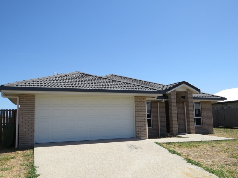 16 Lexington Court, Bowen QLD 4805