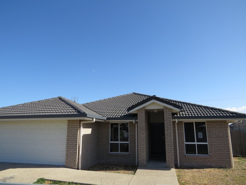 16 Lexington Court, Bowen QLD 4805