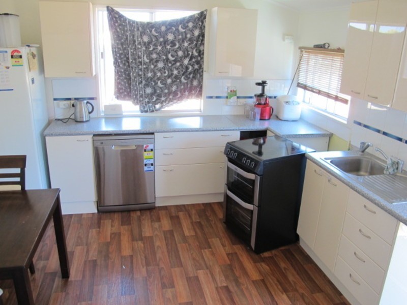 42 Kennedy Street, Bowen QLD 4805