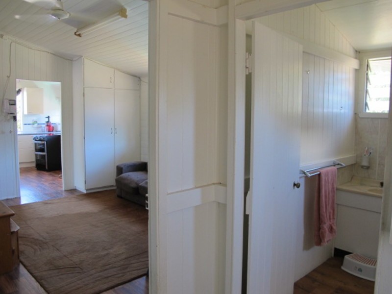 42 Kennedy Street, Bowen QLD 4805